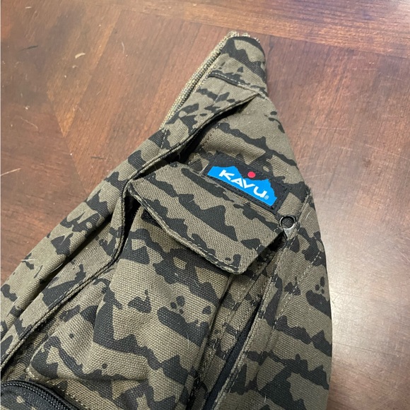 NWOT KAVU Rope Bag, Ridge Works Print - Picture 4 of 6